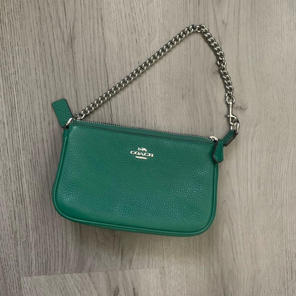 Coach nolita 19
